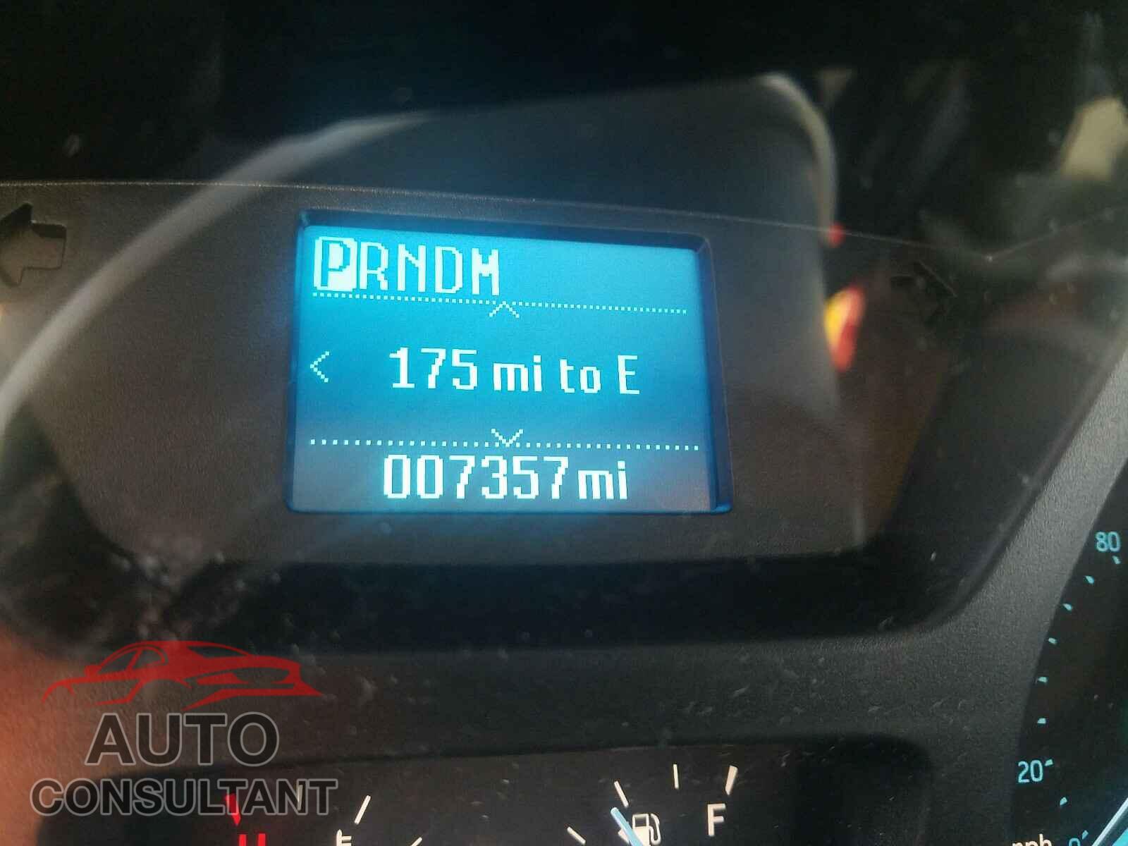 FORD TRANSIT CO 2019 - 1FTYR1YM5KKB21300