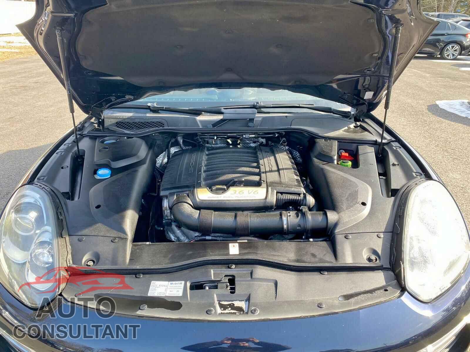 PORSCHE CAYENNE 2016 - WP1AA2A2XGKA08083