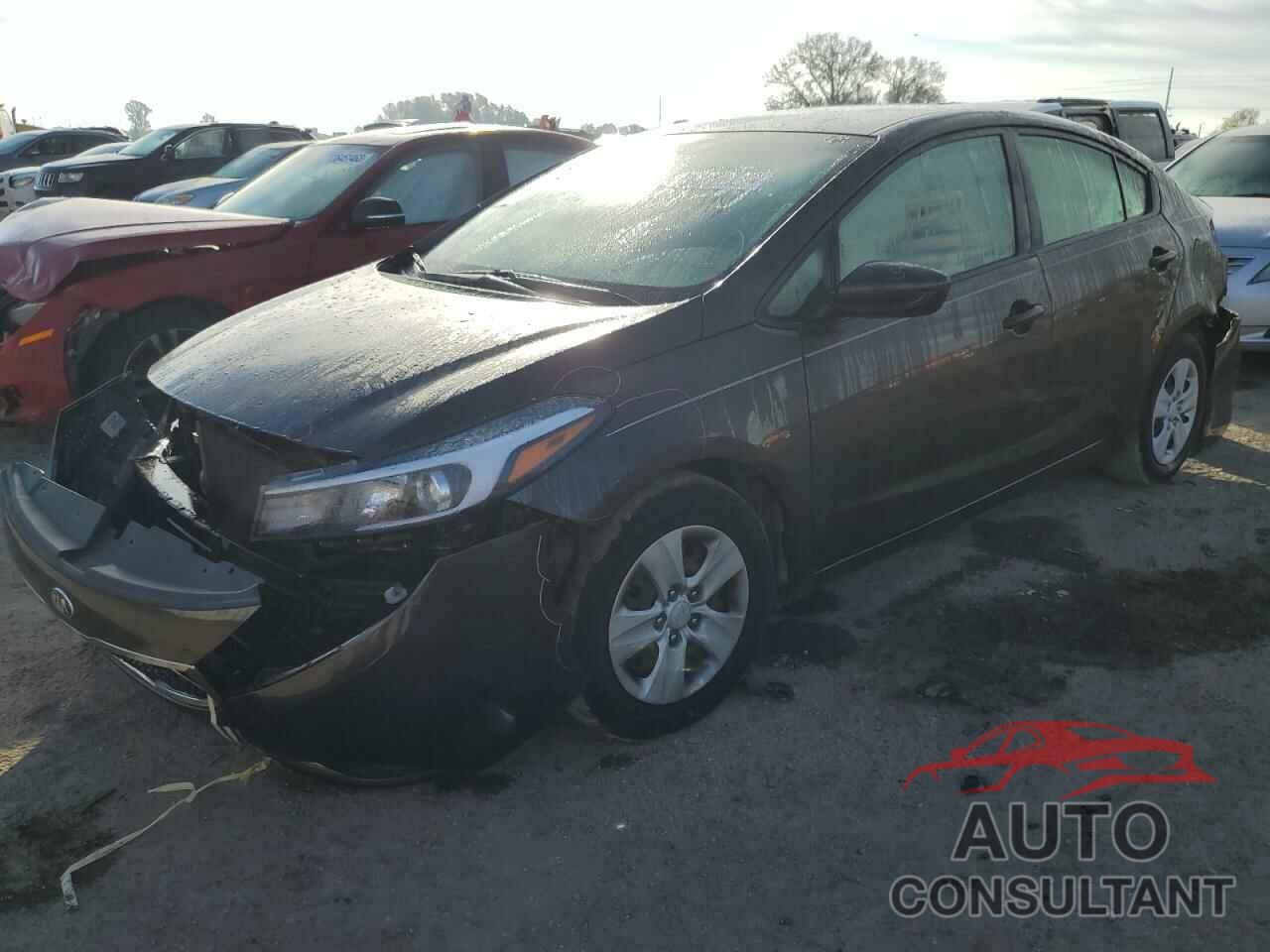 KIA FORTE 2018 - 3KPFK4A76JE219951