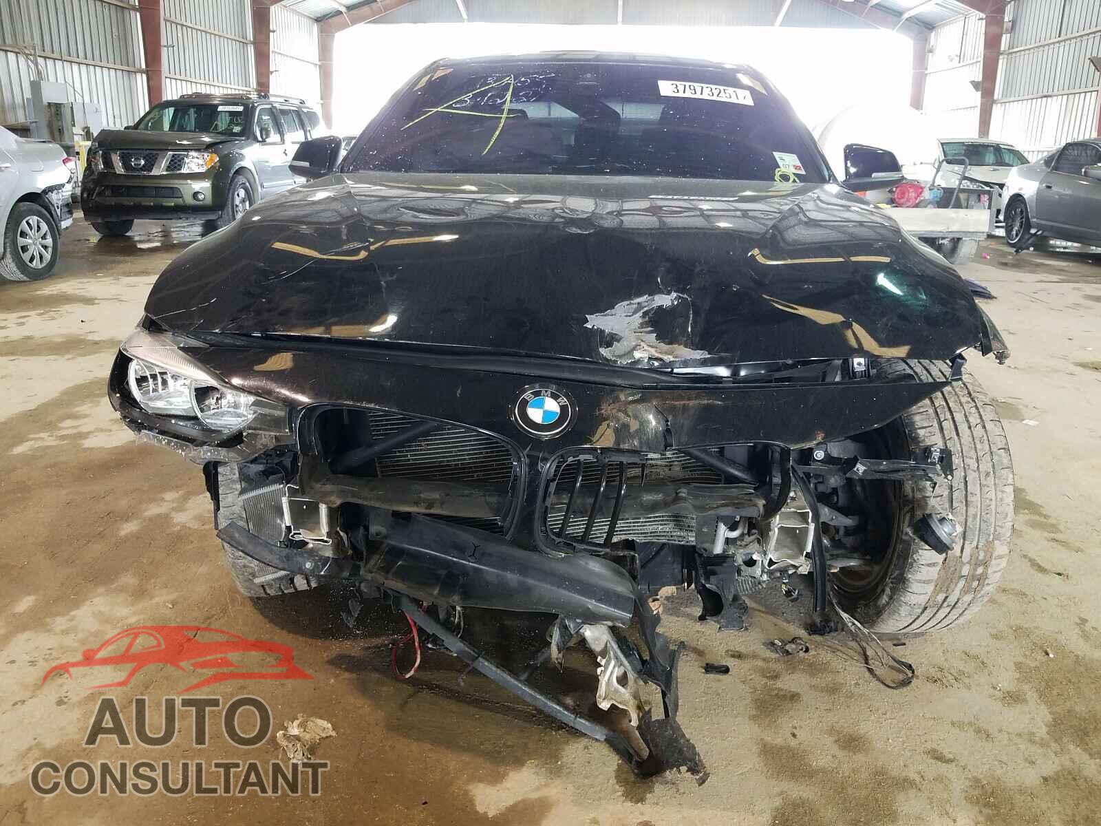 BMW 3 SERIES 2016 - WBA8E9G52GNU30455