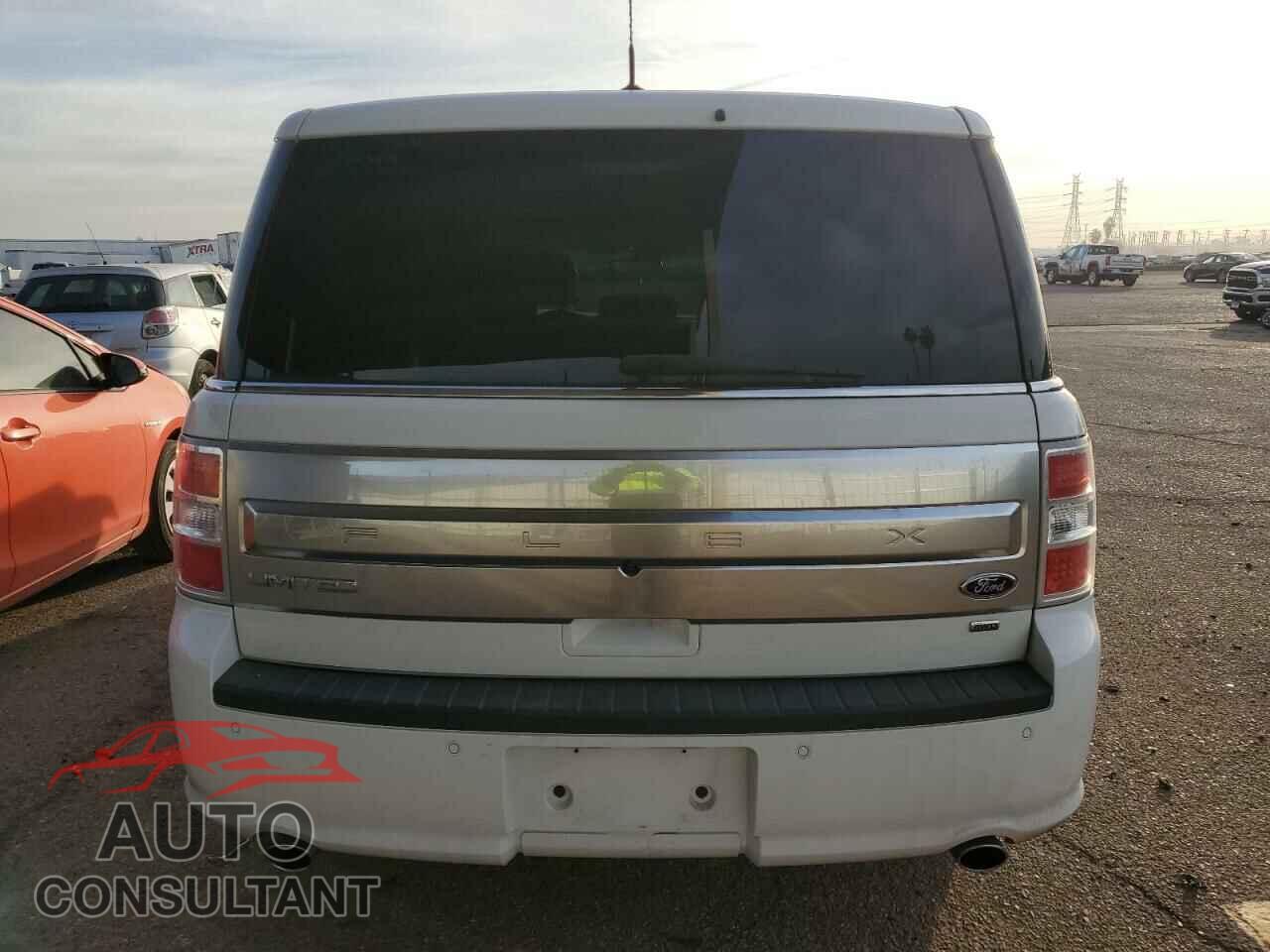 FORD FLEX 2018 - 2FMHK6D82JBA09620