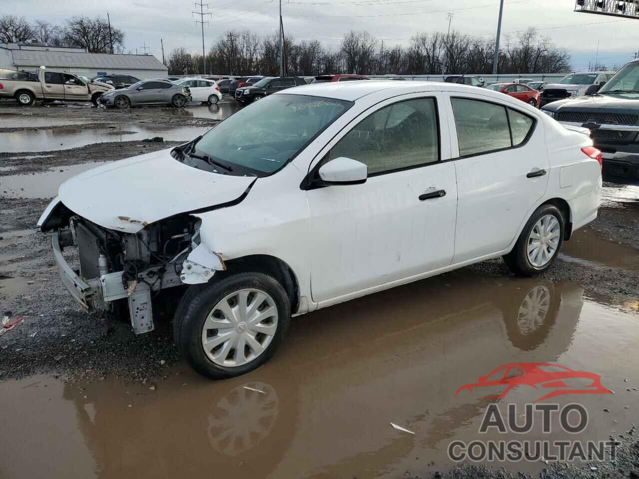 NISSAN VERSA 2018 - 3N1CN7AP4JL810211