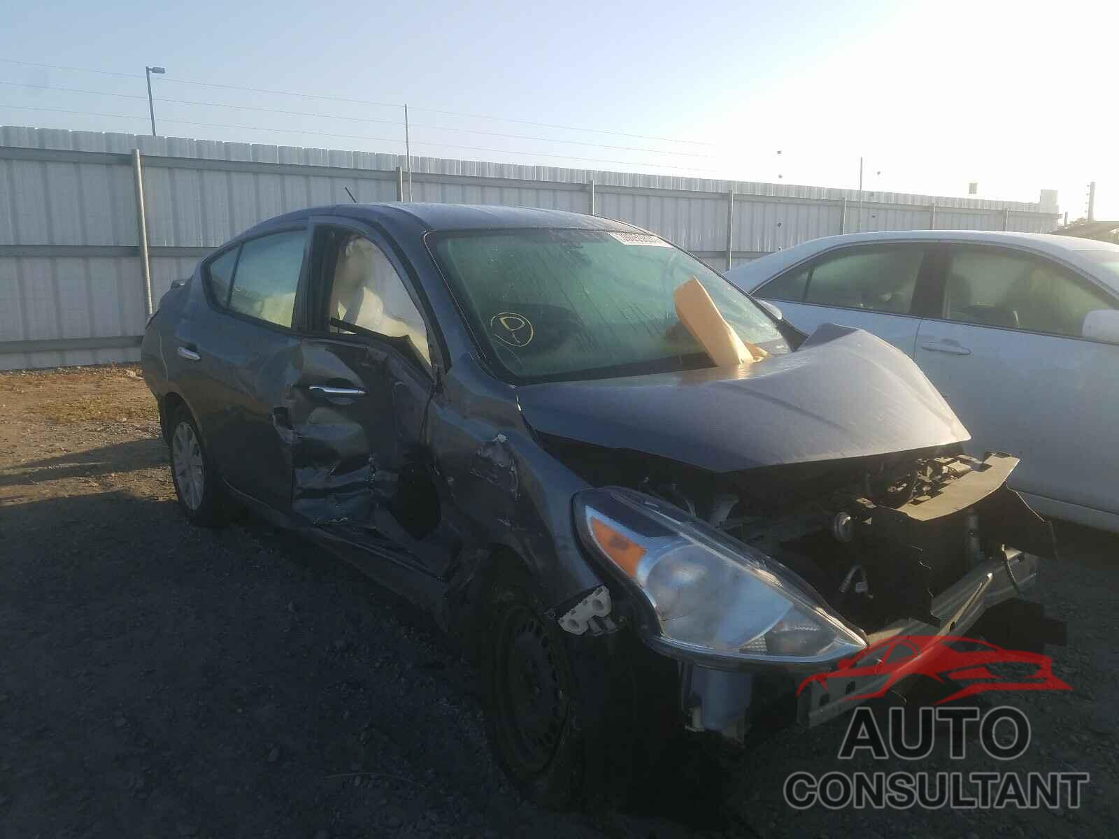NISSAN VERSA 2017 - 3N1CN7AP3HL803938