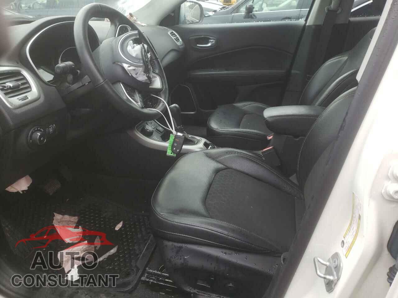 JEEP COMPASS 2018 - 3C4NJDBB5JT402478