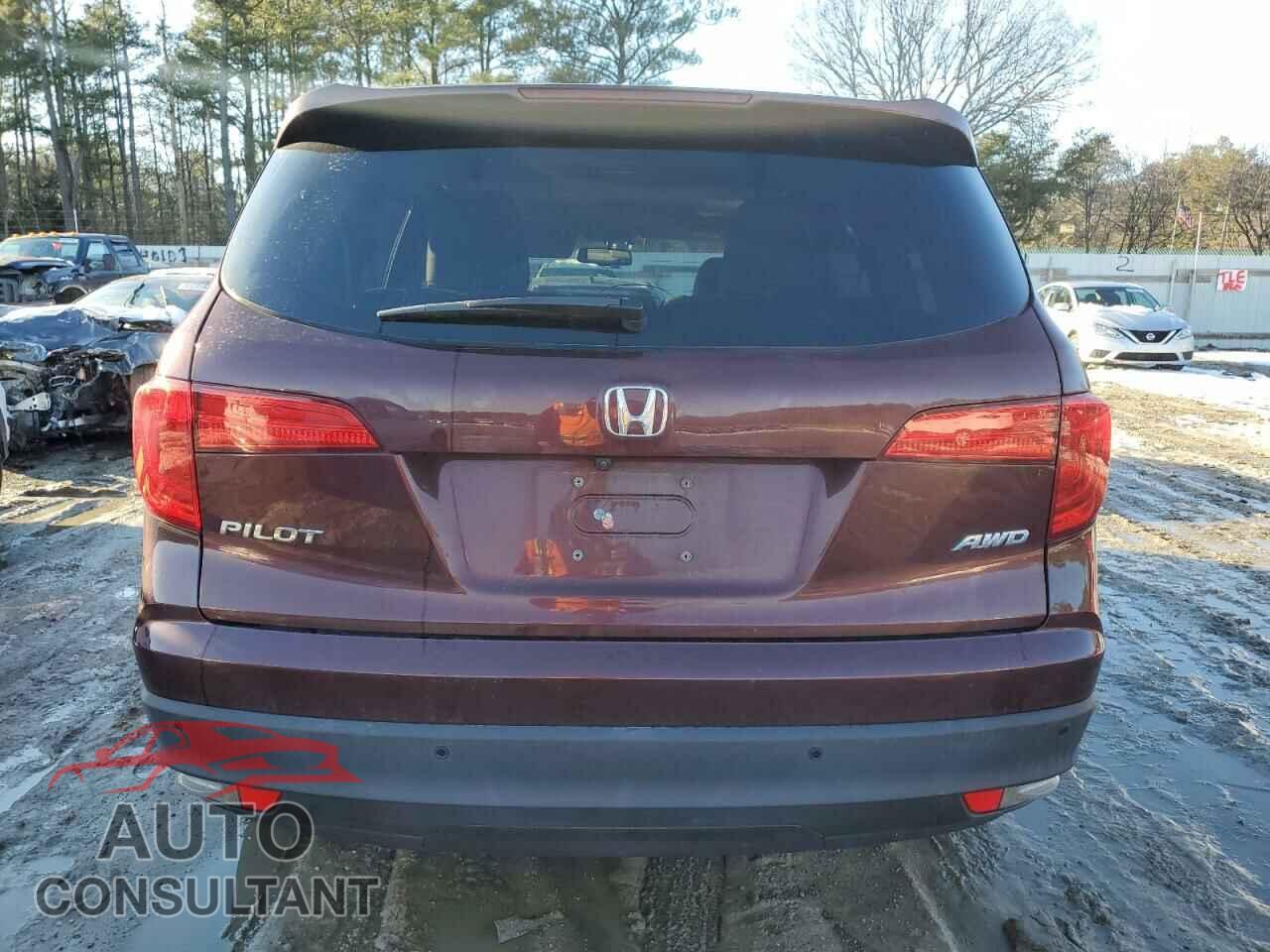 HONDA PILOT 2017 - 5FNYF6H53HB044253