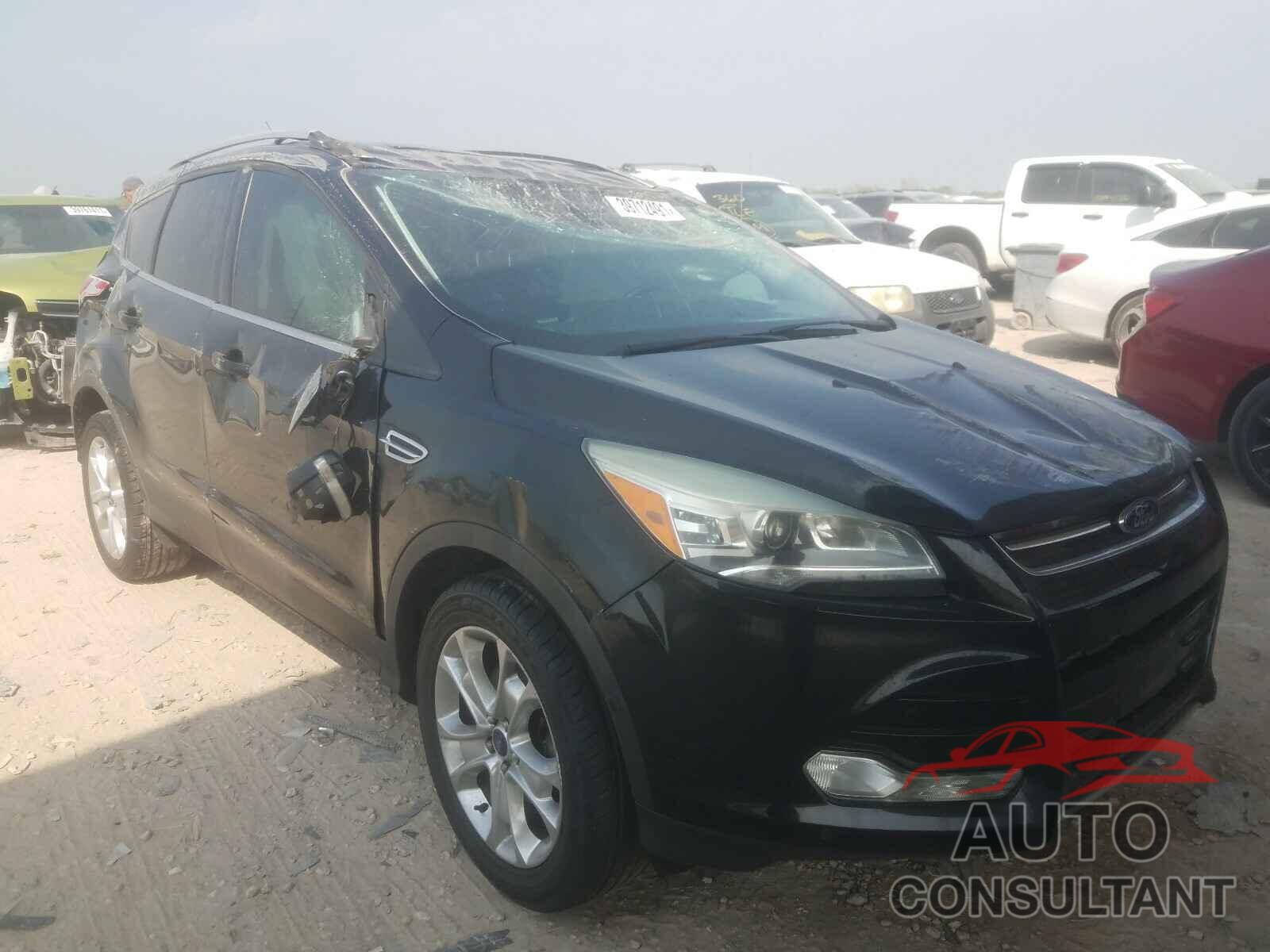 FORD ESCAPE 2016 - 1FMCU0J95GUB23256