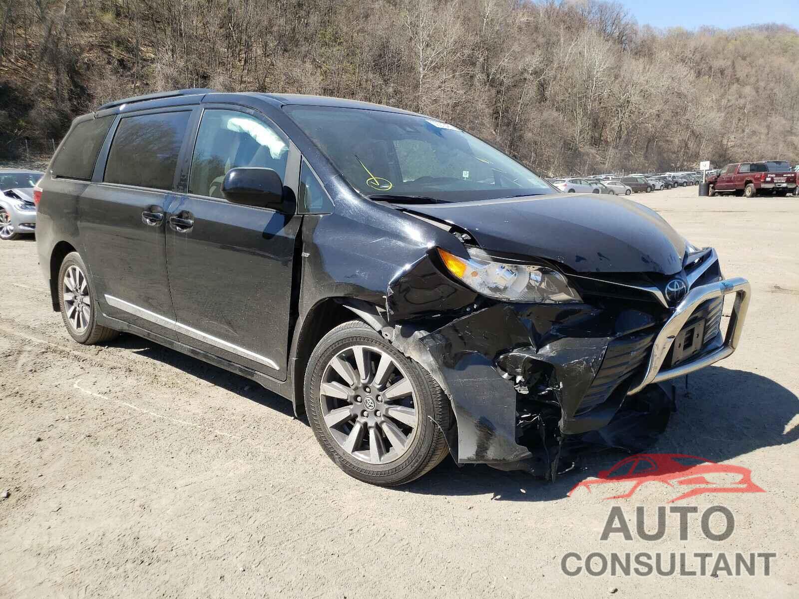 TOYOTA SIENNA 2019 - 5TDJZ3DC7KS224270