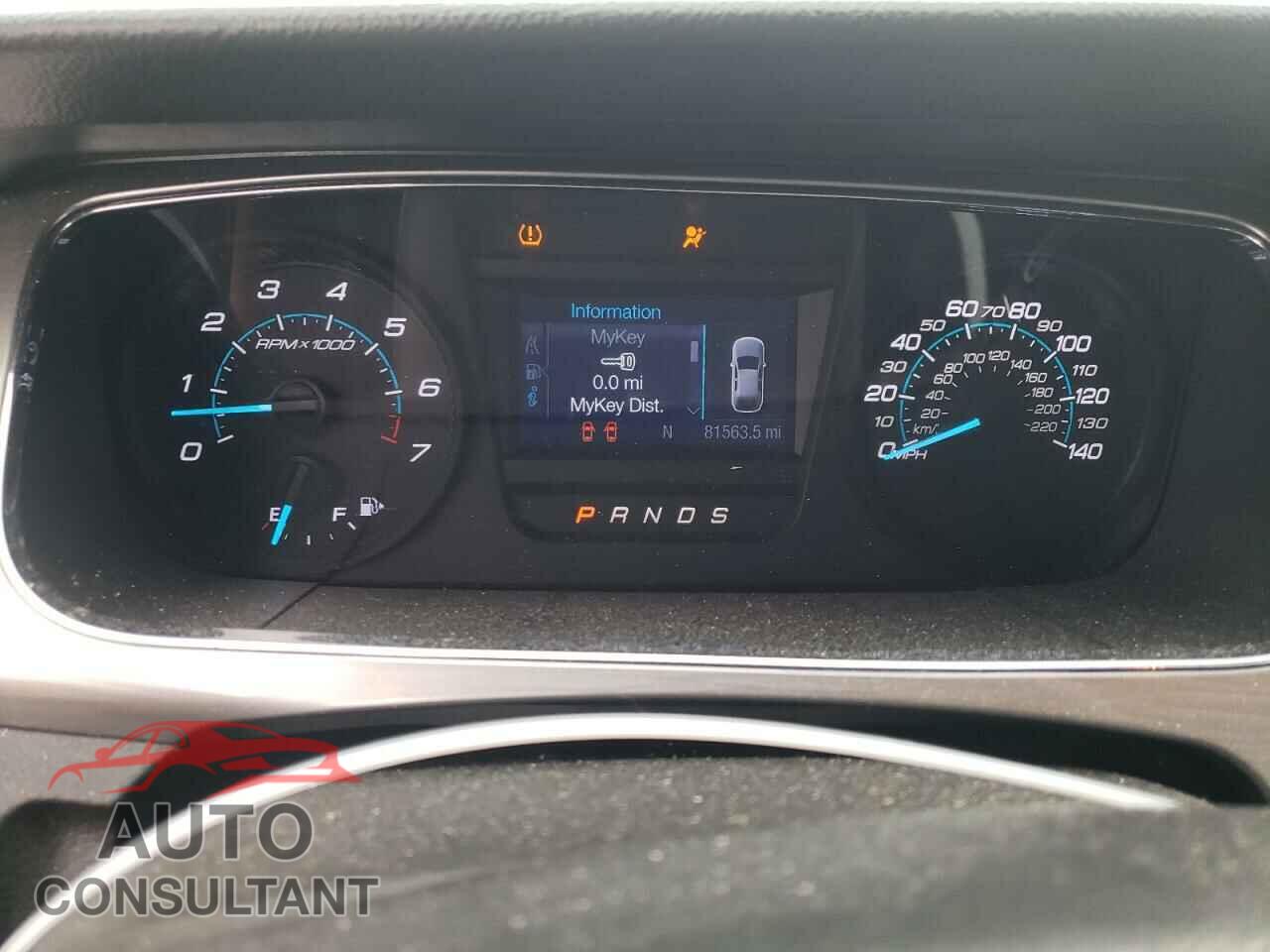 FORD TAURUS 2017 - 1FAHP2E88HG113681