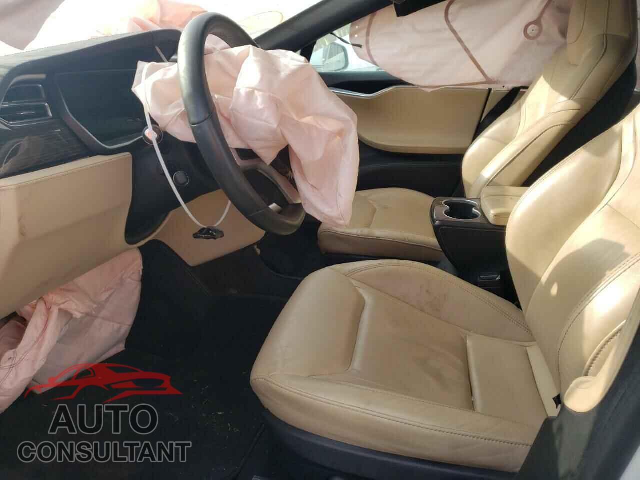 TESLA MODEL S 2016 - 5YJSA1E23GF131215
