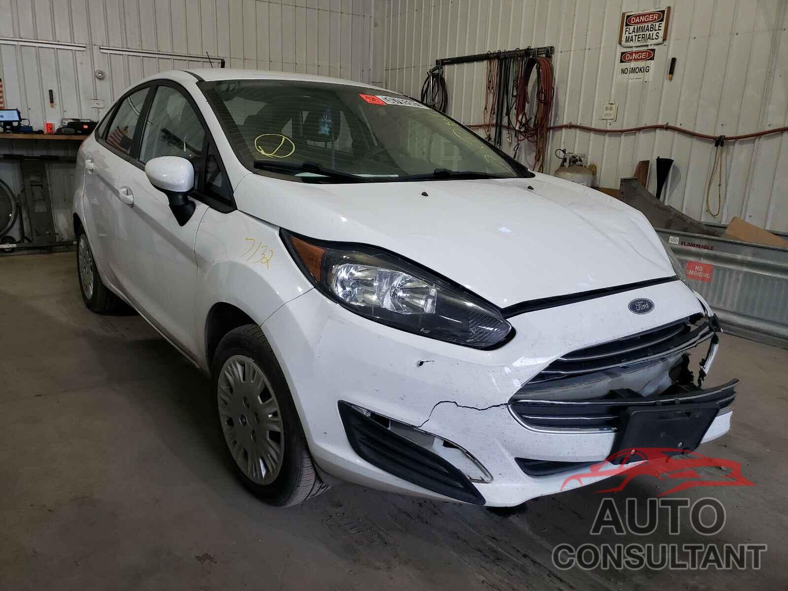 FORD FIESTA 2017 - 3FADP4AJ6HM163942