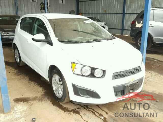 CHEVROLET SONIC 2016 - 1G1JC6SH7G4154430