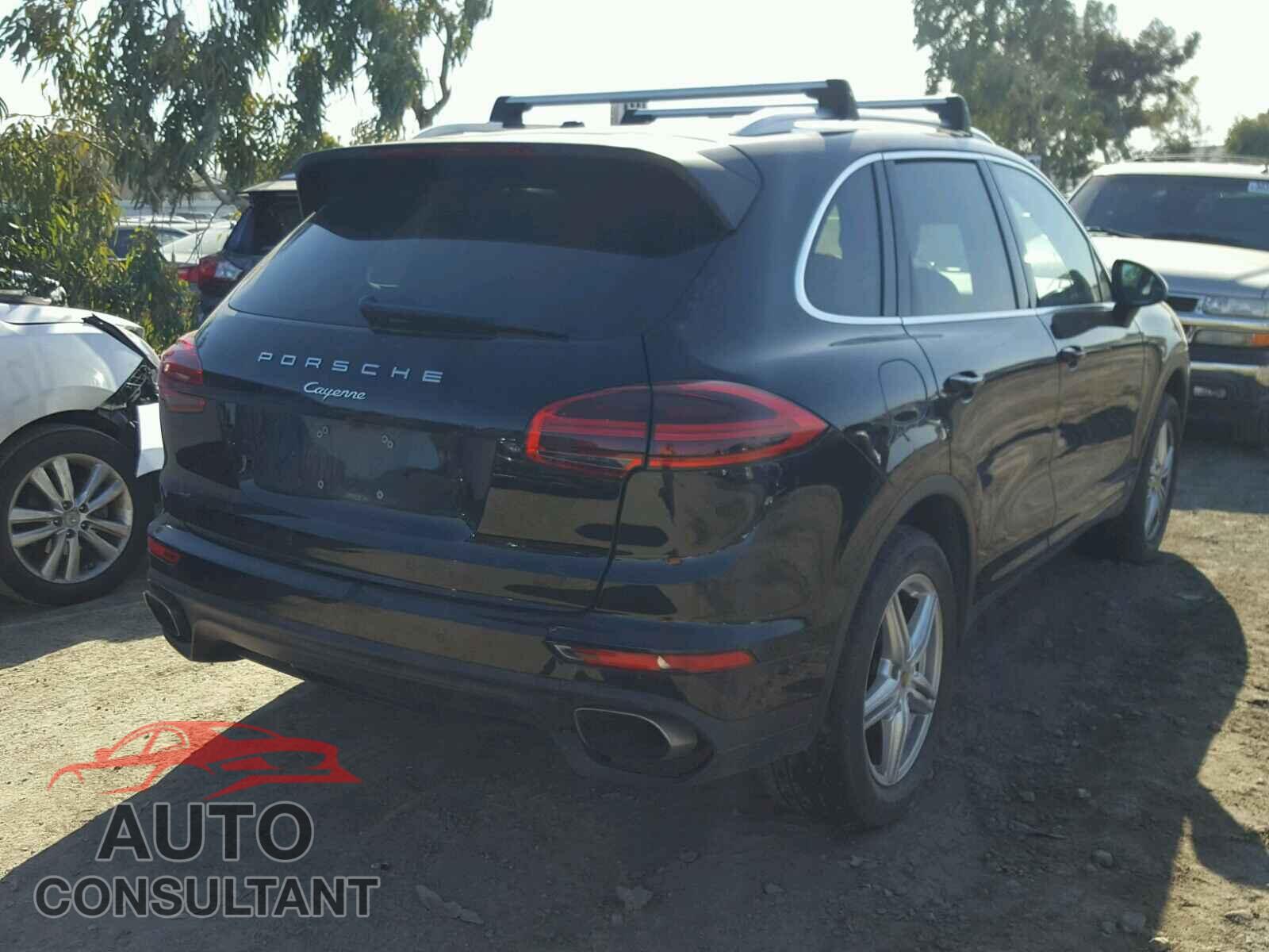 PORSCHE CAYENNE 2016 - WP1AA2A21GLA09374