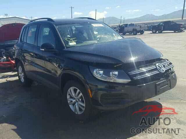 VOLKSWAGEN TIGUAN 2015 - WVGAV7AX1FW603163