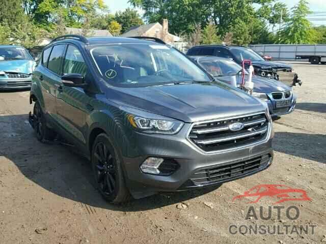 FORD ESCAPE 2017 - 1FMCU9J91HUA74644