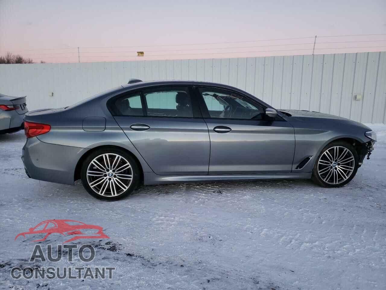 BMW M5 2018 - 3C4NJDCB5JT212534