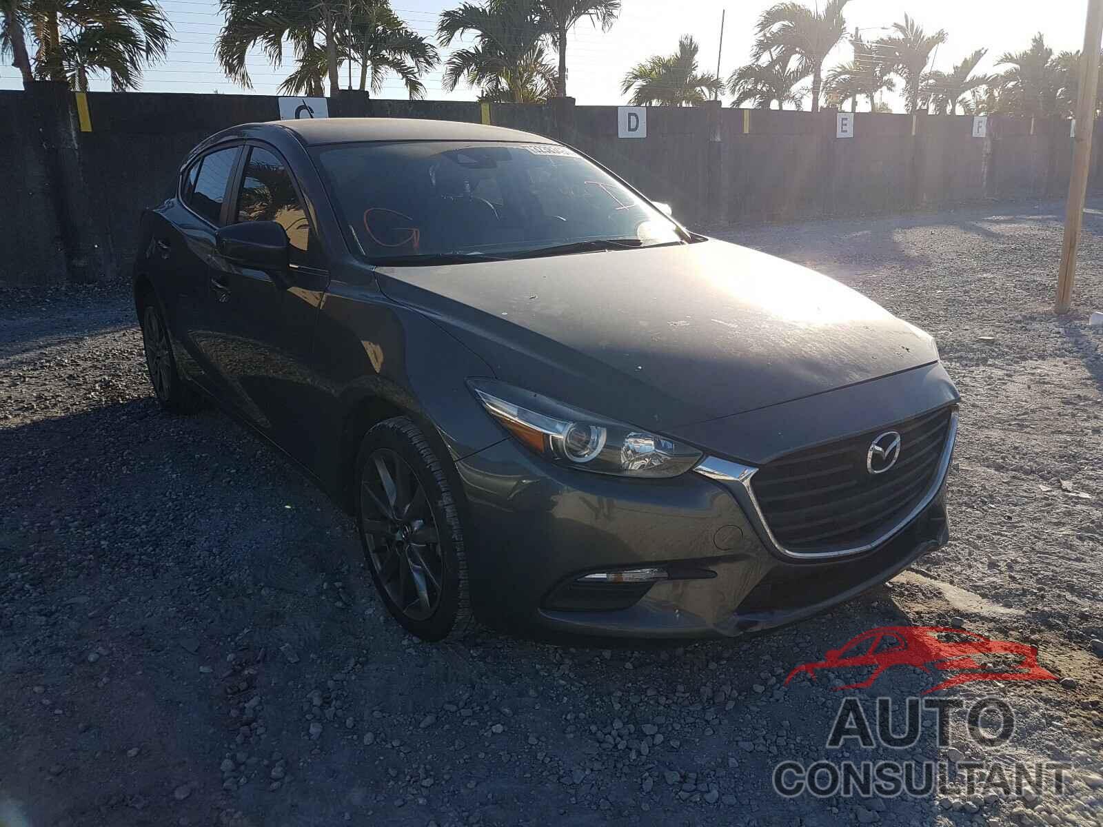 MAZDA 3 2018 - 3MZBN1L30JM214214