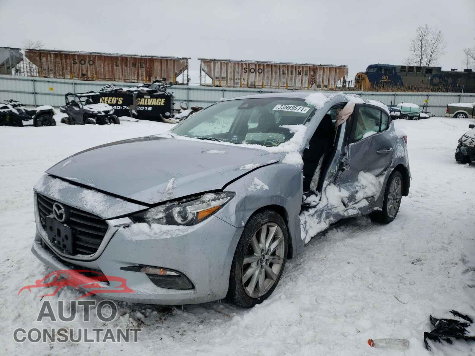 MAZDA 3 2017 - 3MZBN1V74HM106981