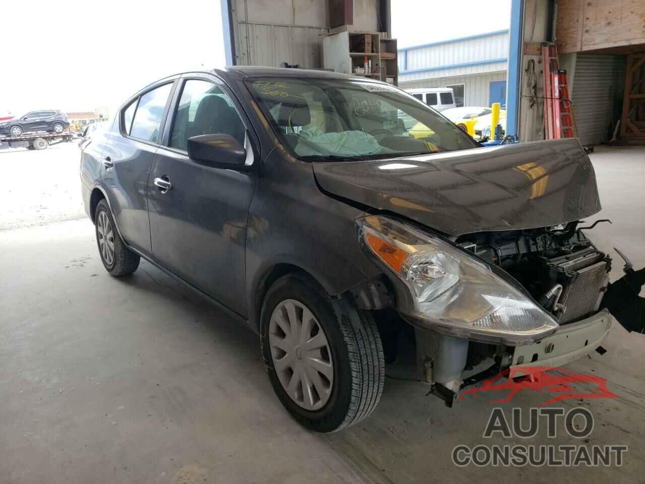 NISSAN VERSA 2019 - 3N1CN7AP4KL814289