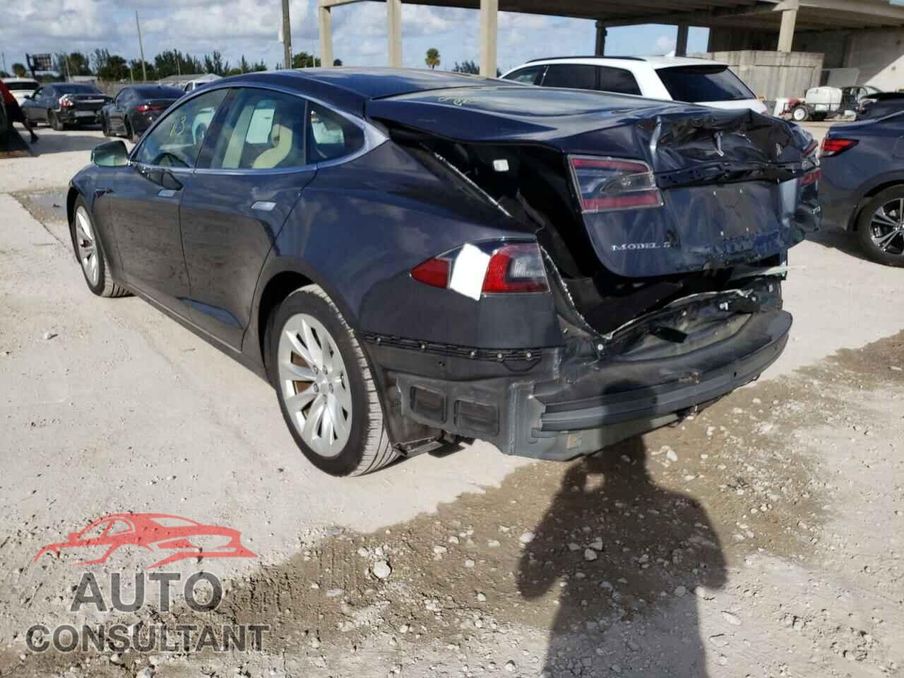 TESLA MODEL S 2017 - 5YJSA1E2XHF201195