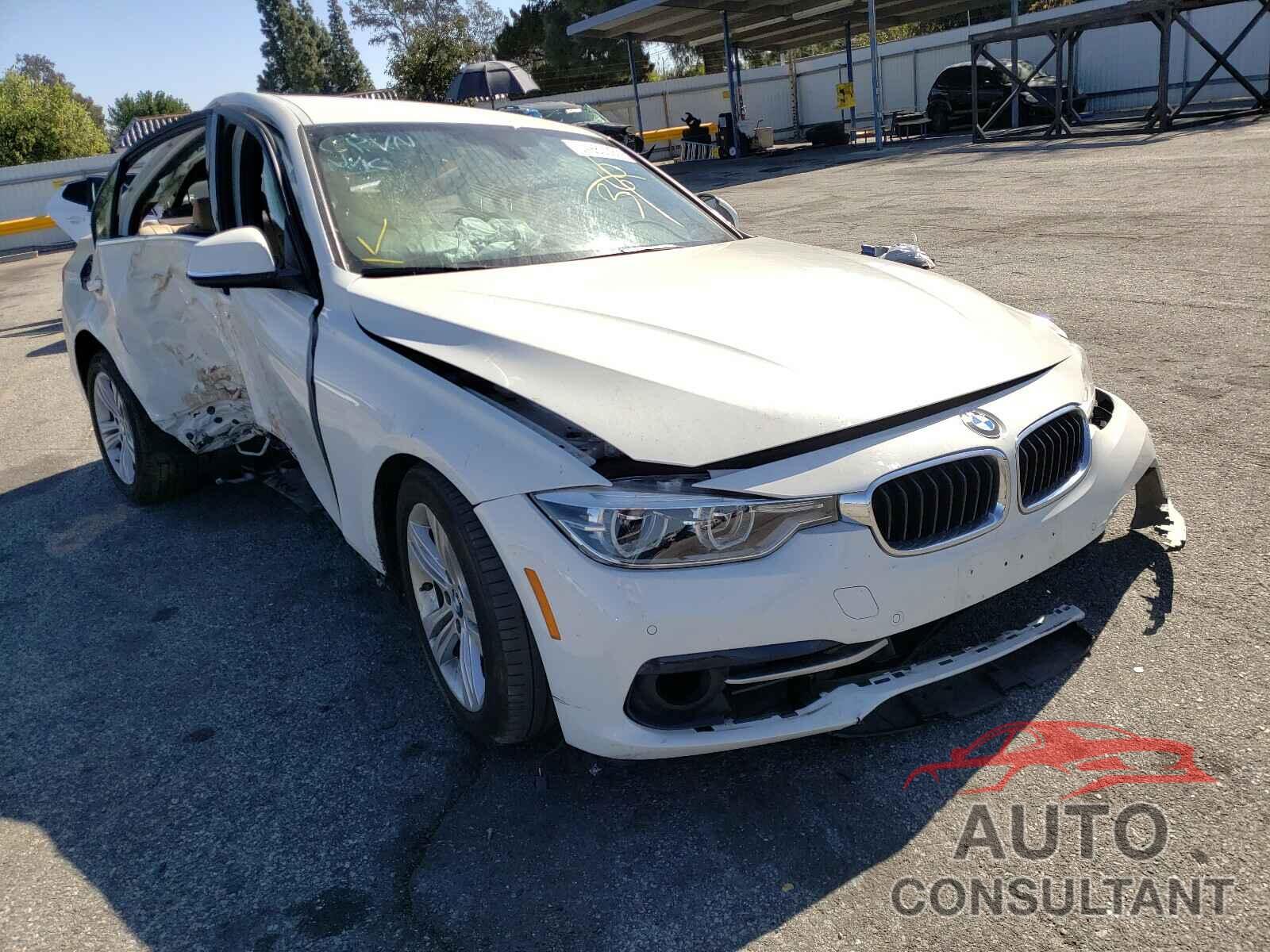 BMW 3 SERIES 2018 - WBA8B9G58JNU58163