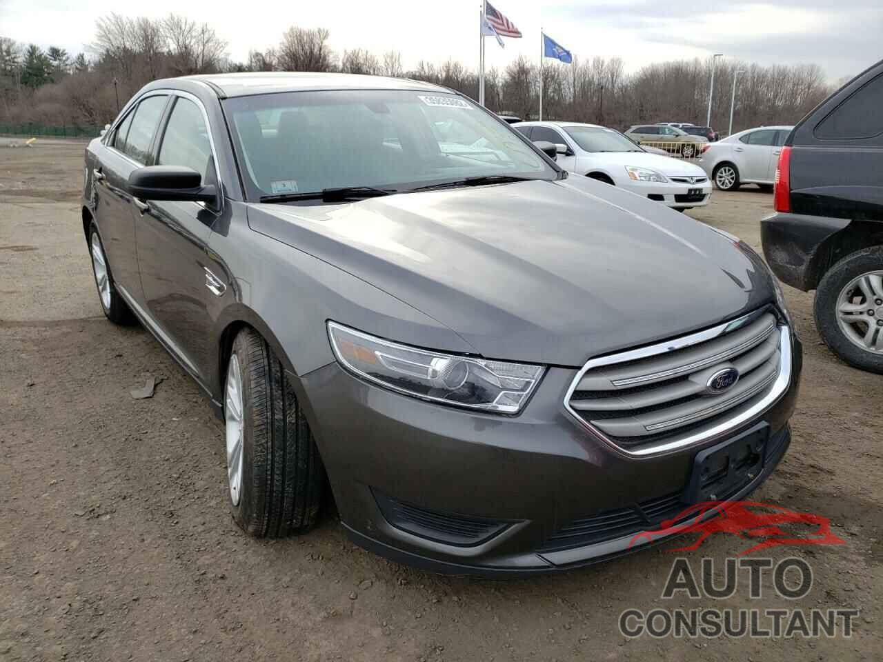 FORD TAURUS 2017 - 1FAHP2D82HG124208