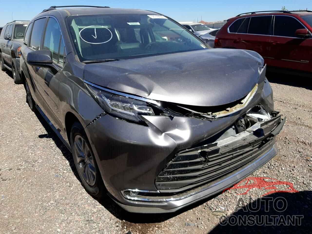 TOYOTA SIENNA 2022 - 5TDJRKEC2NS093083