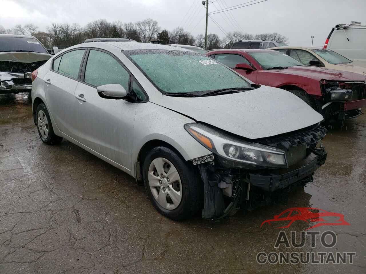 KIA FORTE 2018 - 3KPFK4A70JE204782