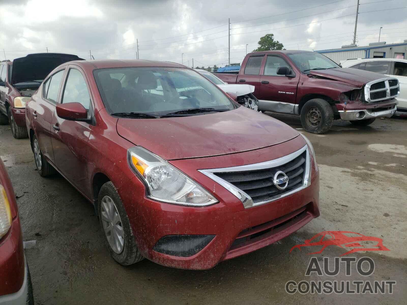 NISSAN VERSA 2019 - 3N1CN7AP1KL829543