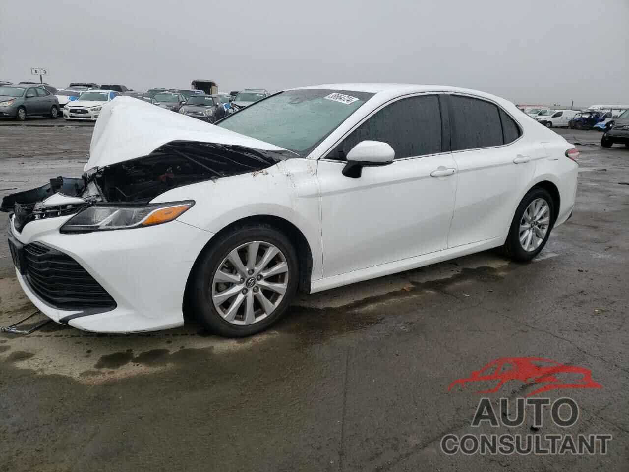 TOYOTA CAMRY 2018 - 4T1B11HK3JU554317