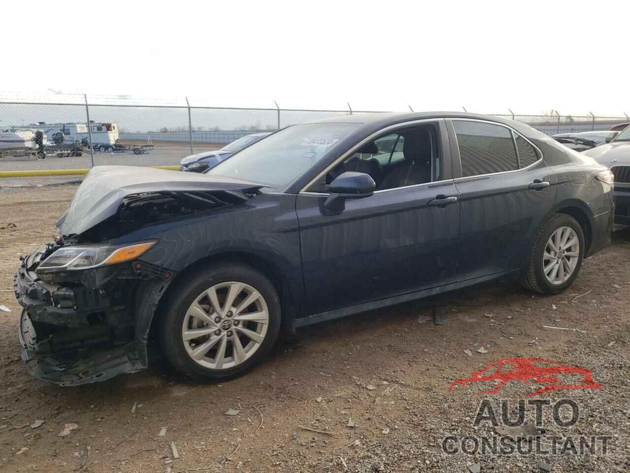 TOYOTA CAMRY 2021 - 4T1C11AKXMU551840
