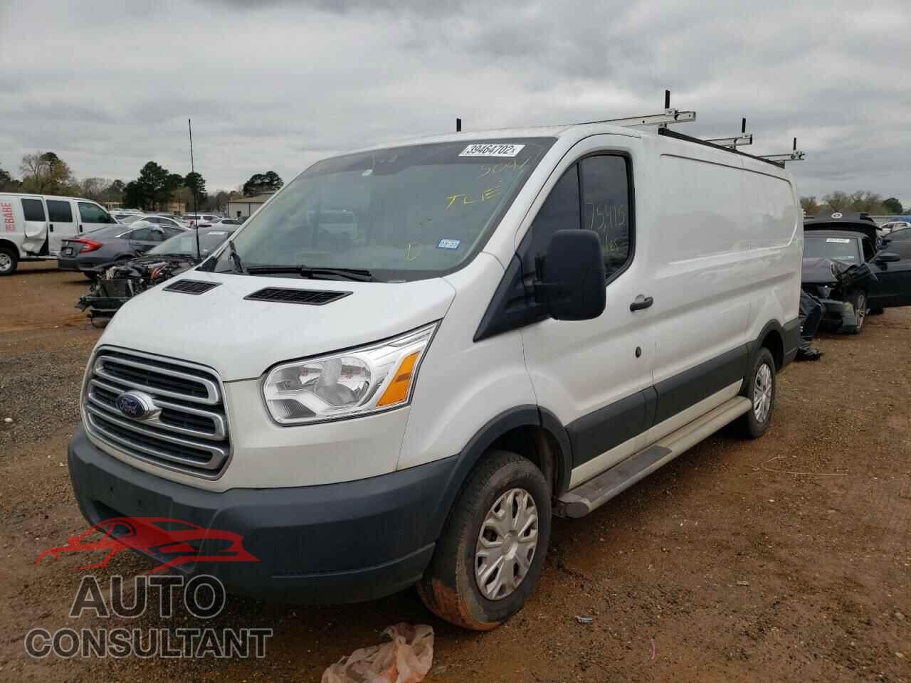 FORD TRANSIT CO 2018 - 1FTYR1YM7JKA65097