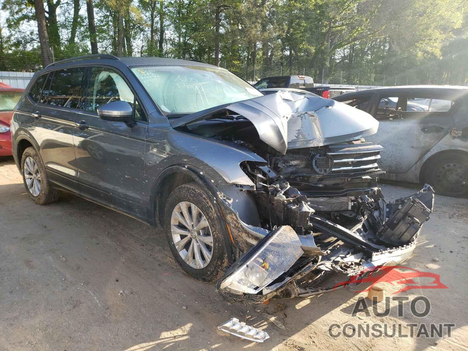 VOLKSWAGEN TIGUAN 2018 - 3VV1B7AX3JM036932