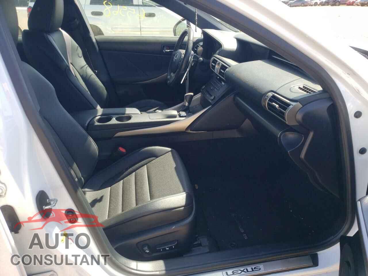 LEXUS IS 2016 - JTHBA1D21G5033558