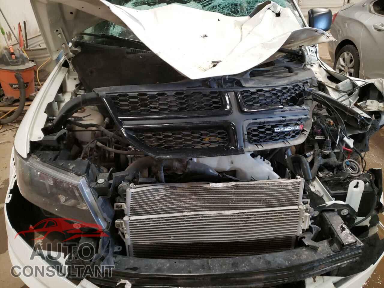 DODGE JOURNEY 2018 - 3C4PDCAB4JT444734
