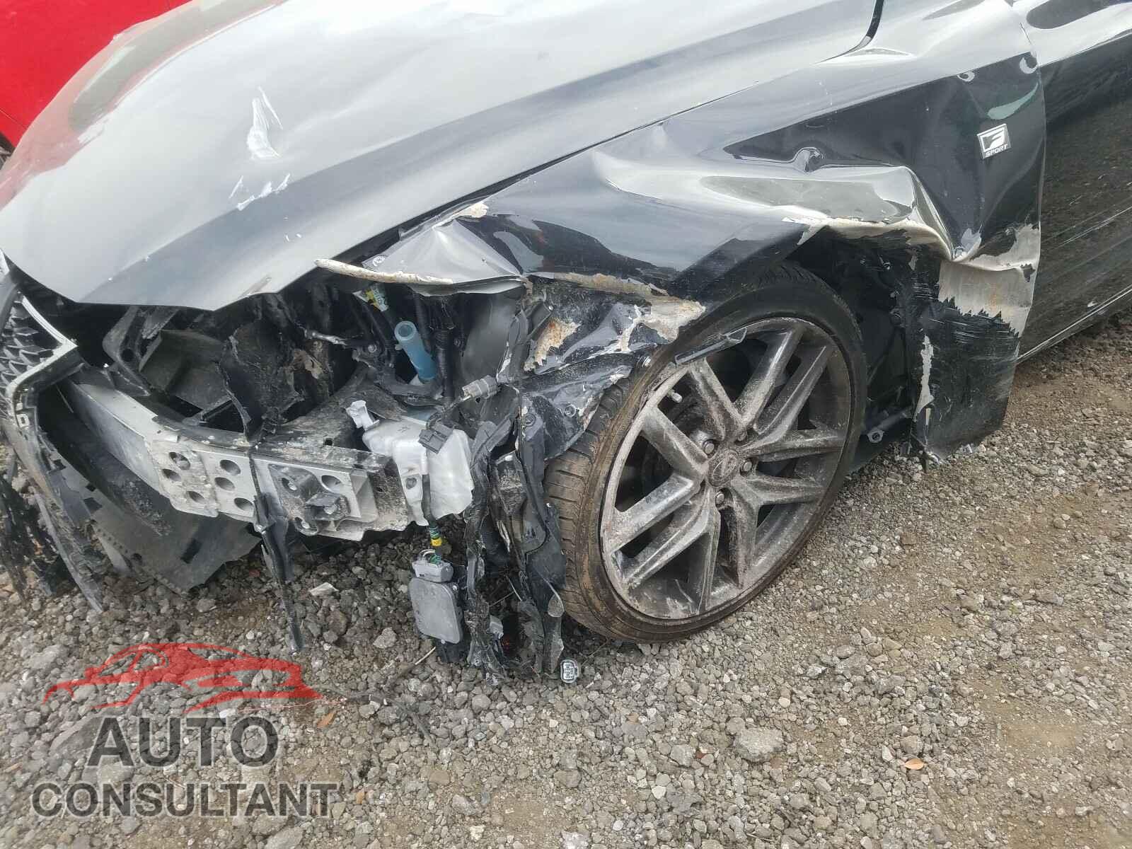 LEXUS IS 2017 - JTHBA1D29H5049508