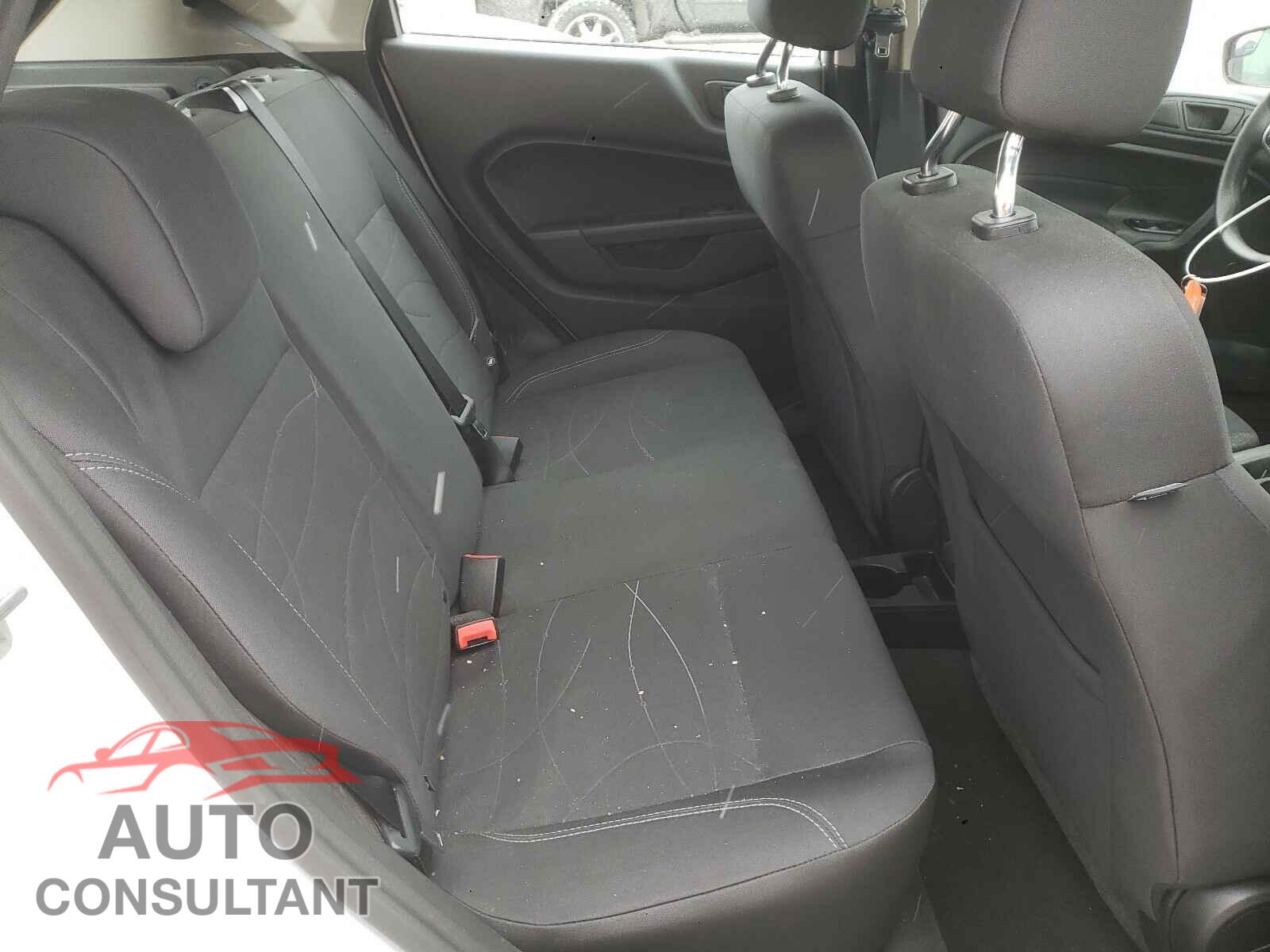 FORD FIESTA 2018 - 3FADP4EJ2JM145924