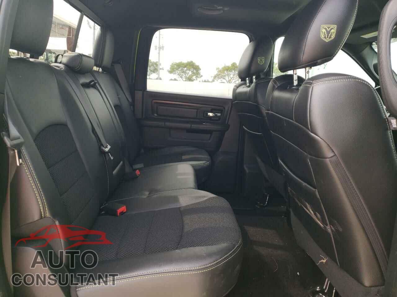 RAM 1500 2017 - 1C6RR7MT9HS828193