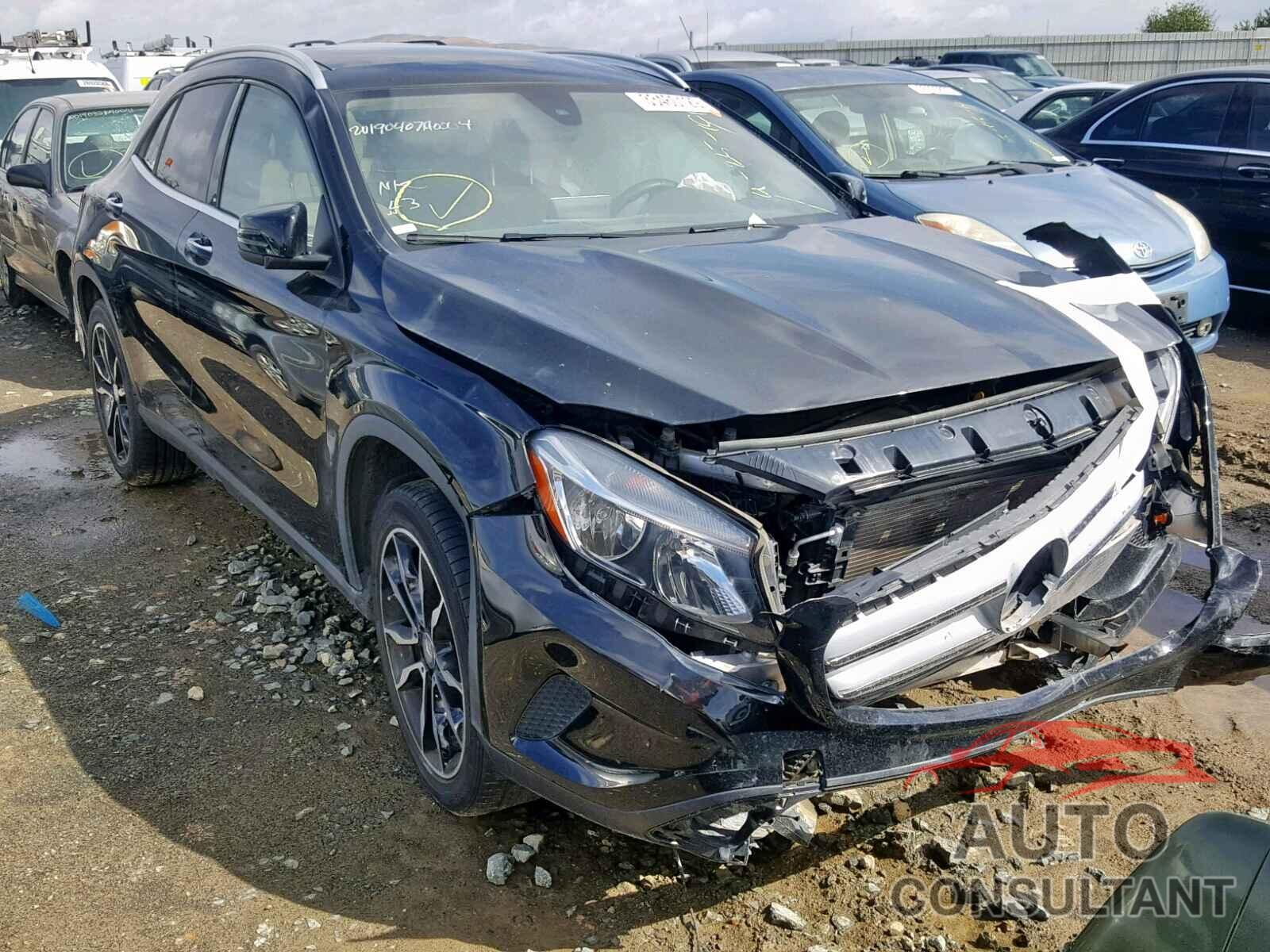 MERCEDES-BENZ GLA 250 4M 2017 - 3VWD17AJ0GM257355