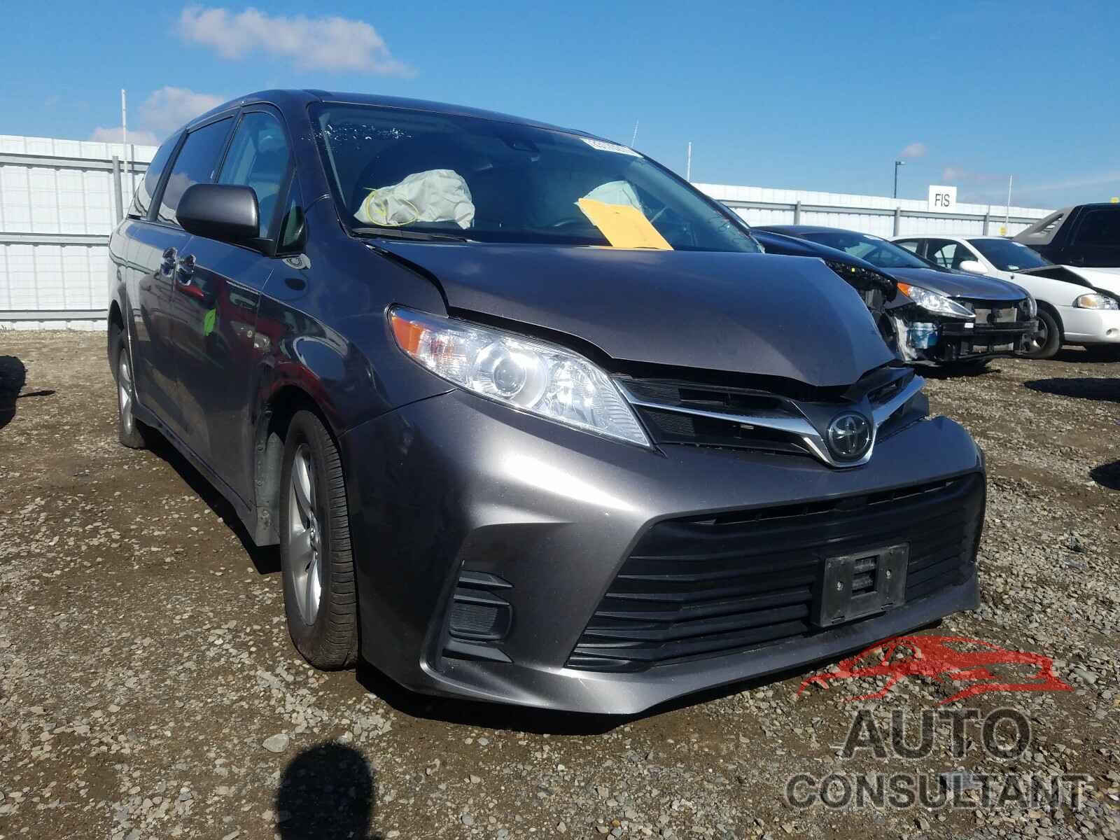 TOYOTA SIENNA 2019 - 5TDKZ3DC7KS016412