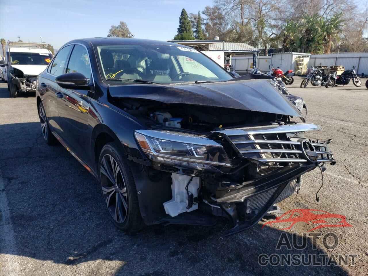 VOLKSWAGEN PASSAT 2021 - 1VWSA7A33MC001443