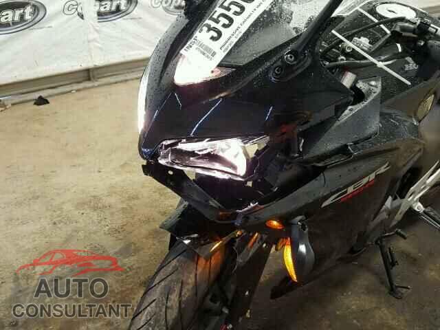 HONDA CBR CYCLE 2015 - MLHPC4403F5200242