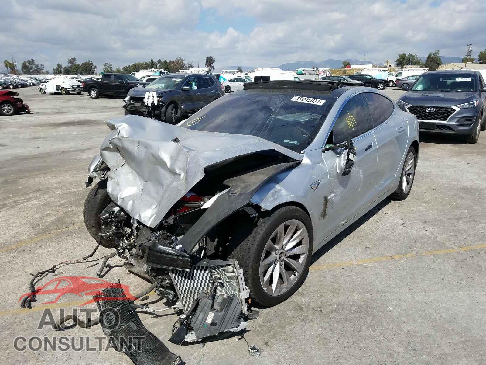 TESLA MODEL S 2017 - 5YJSA1E20HF201383