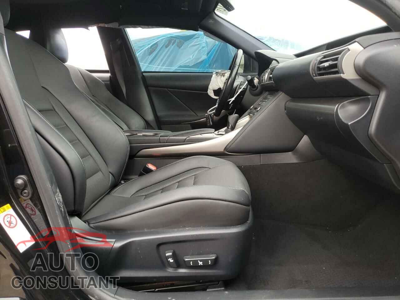 LEXUS IS 2017 - JTHBA1D2XH5053129