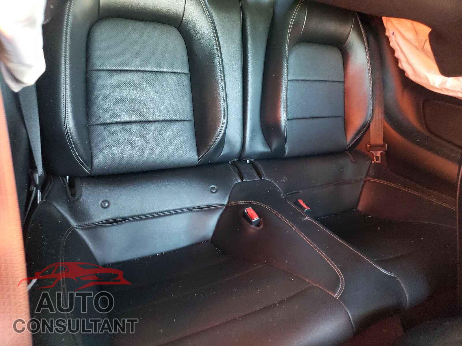 FORD MUSTANG 2017 - 1FA6P8TH3H5351933