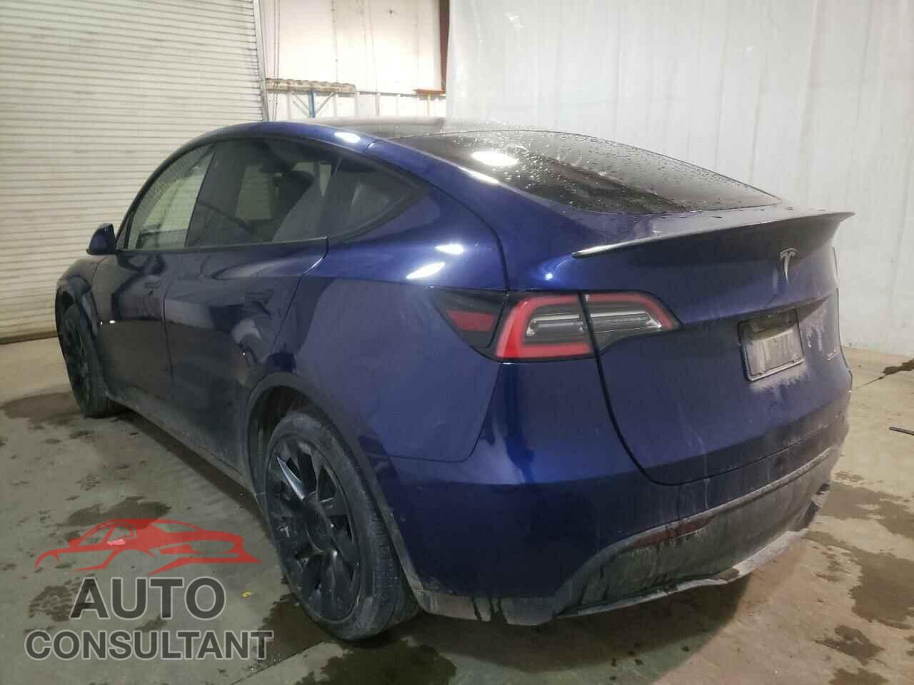 TESLA MODEL Y 2020 - 5YJYGDEF9LF039114