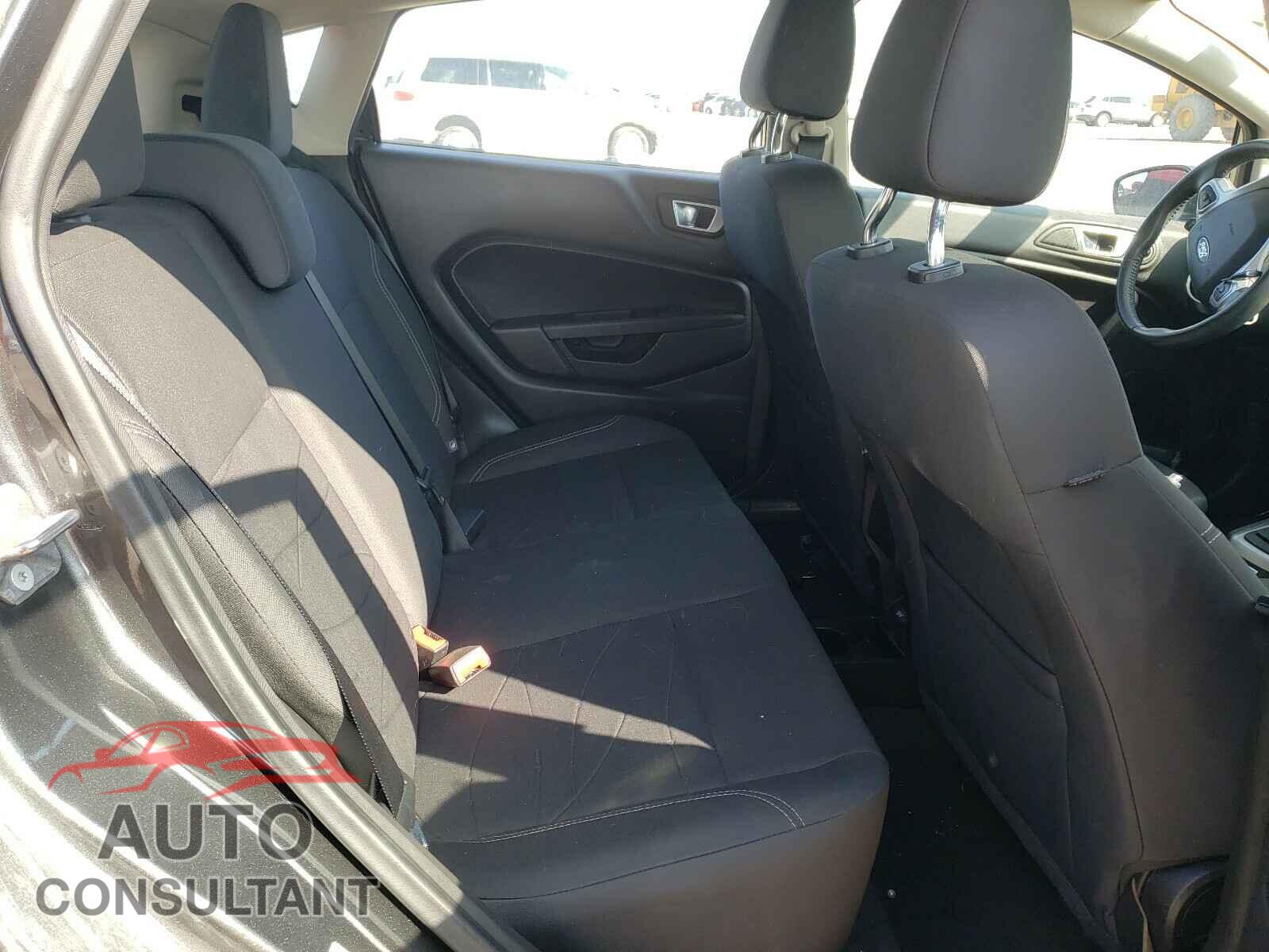 FORD FIESTA 2016 - 3FADP4EJ9GM112654