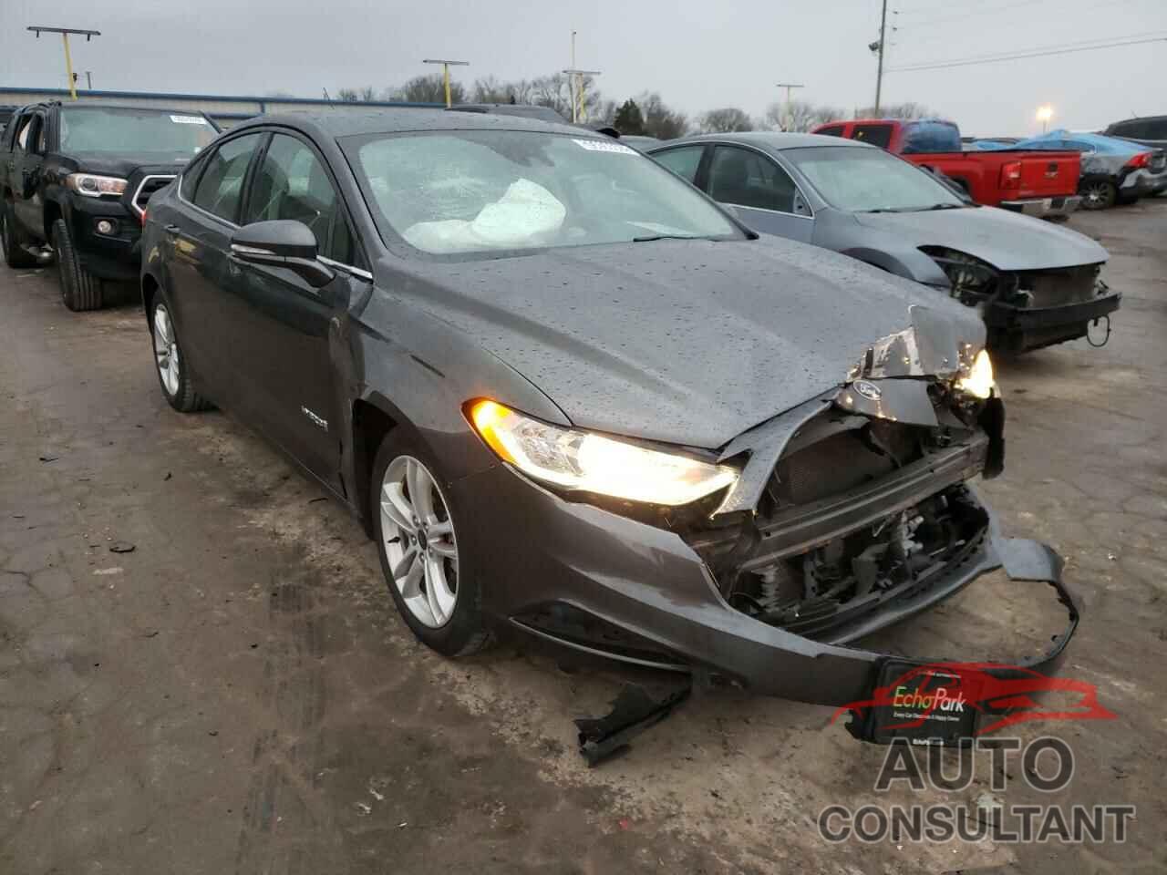 FORD FUSION 2018 - 3FA6P0LU9JR171132