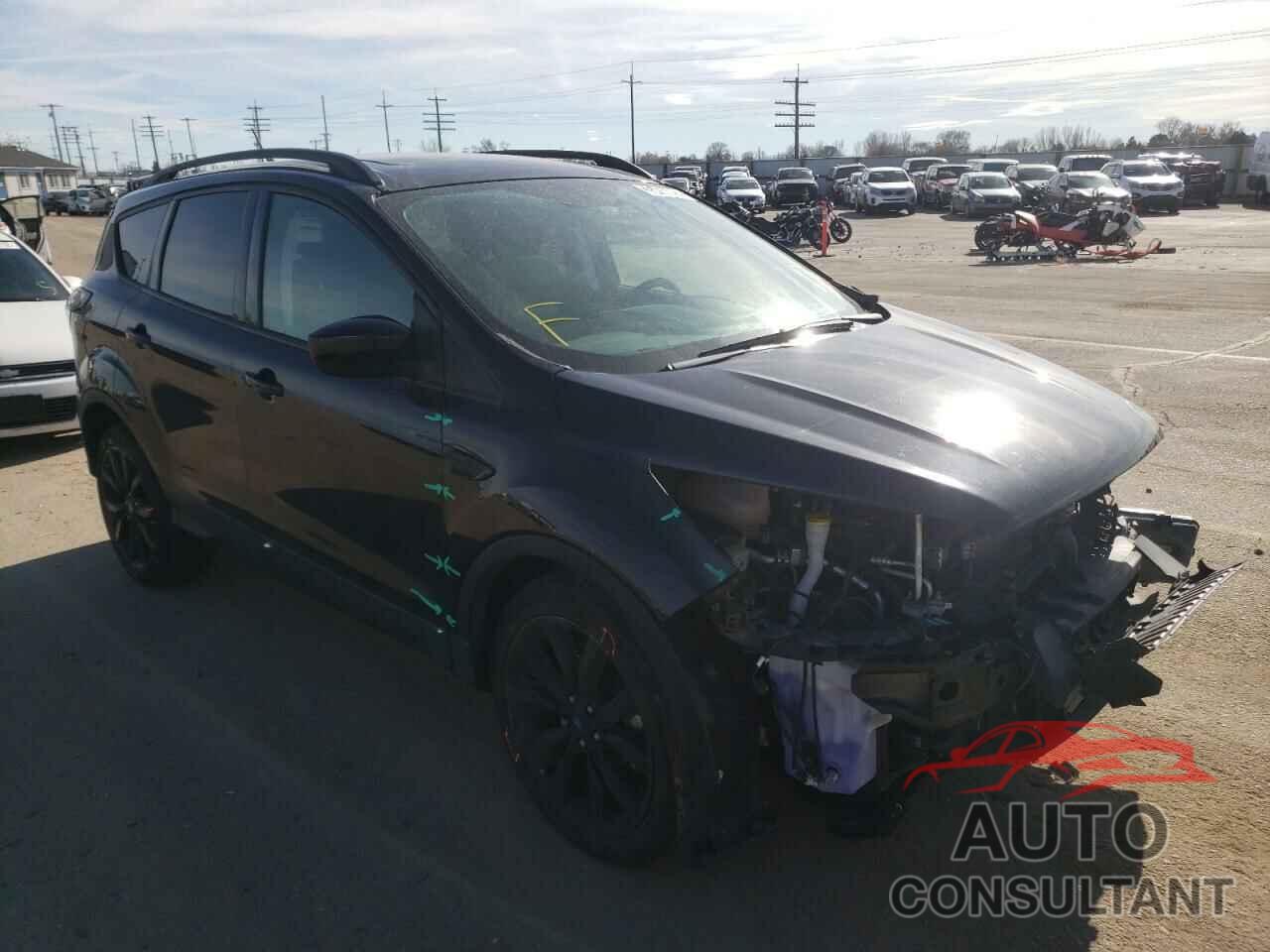 FORD ESCAPE 2018 - 1FMCU0GD8JUA79367