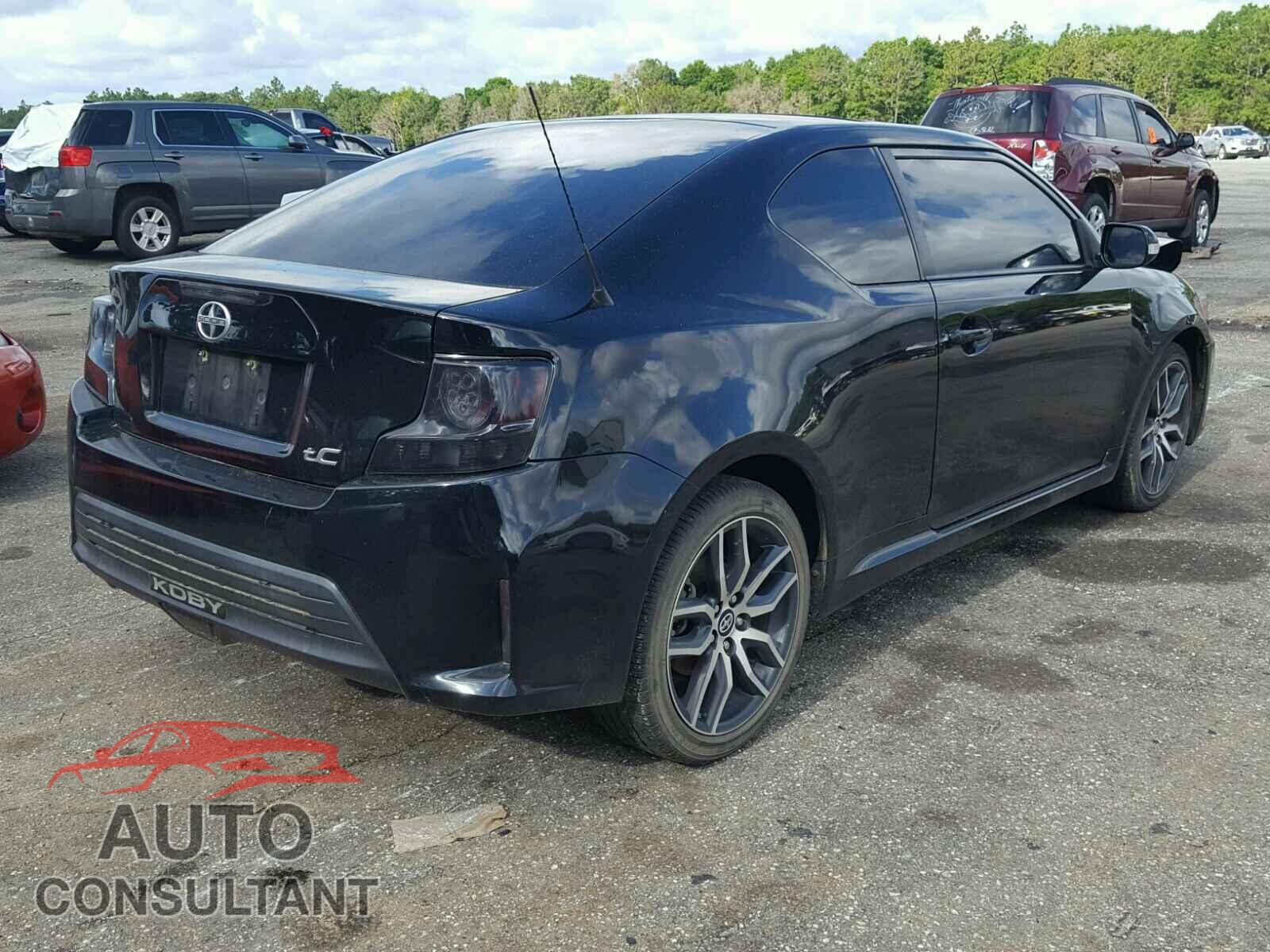 TOYOTA SCION 2015 - JTKJF5C70F3093367