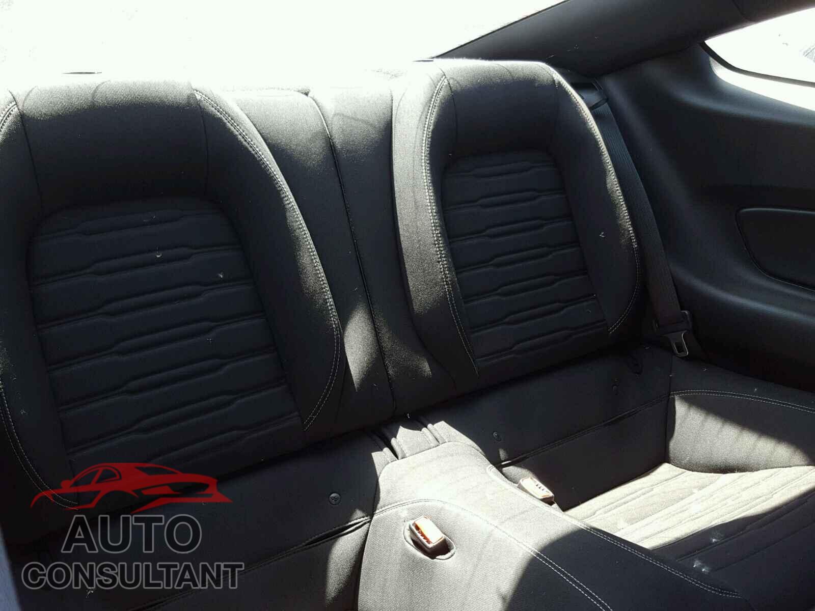 FORD MUSTANG 2015 - 1FA6P8TH7F5342617